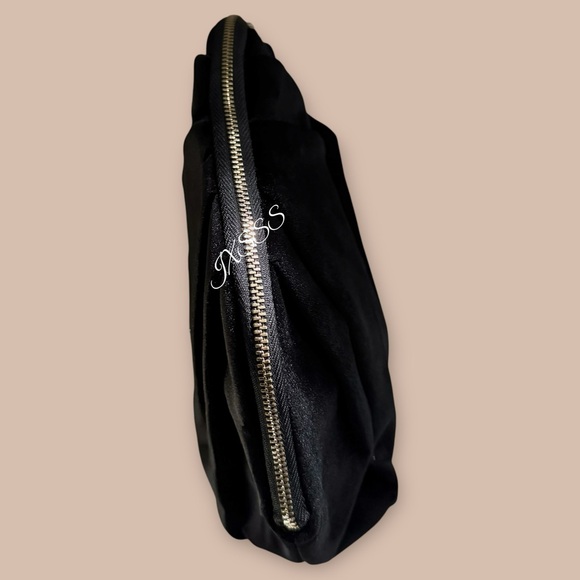 Black-Gold (Velour) Dolce & Gabbana Beauty Large Cosmetic-Makeup Bag - Picture 9 of 16